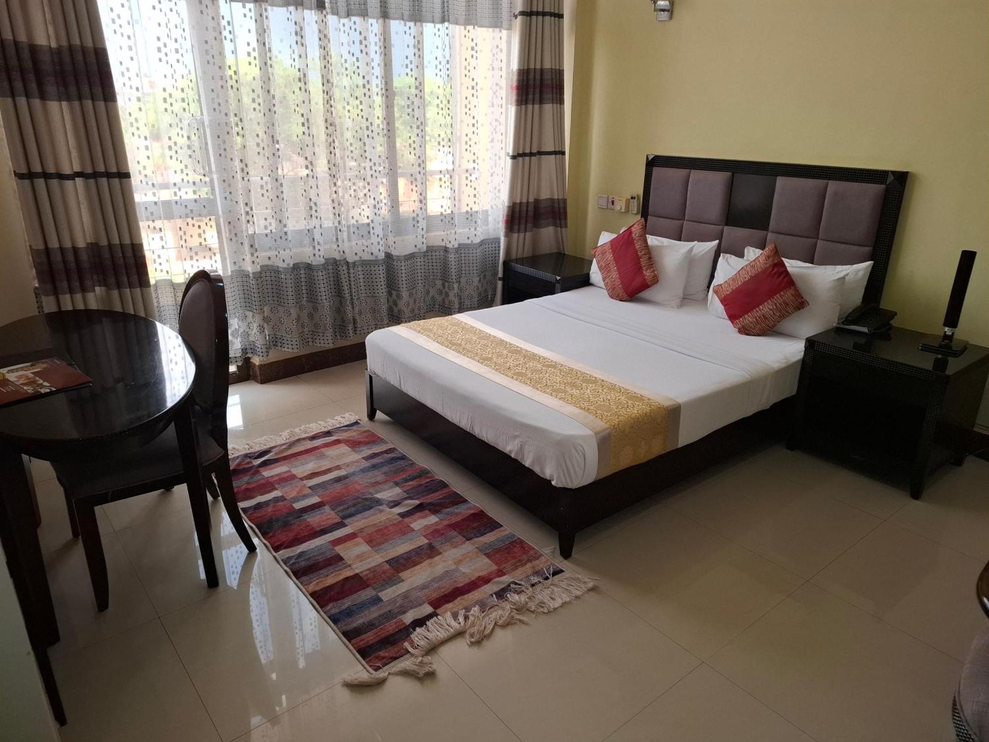 Flomi Hotel Morogoro Kültér fotó