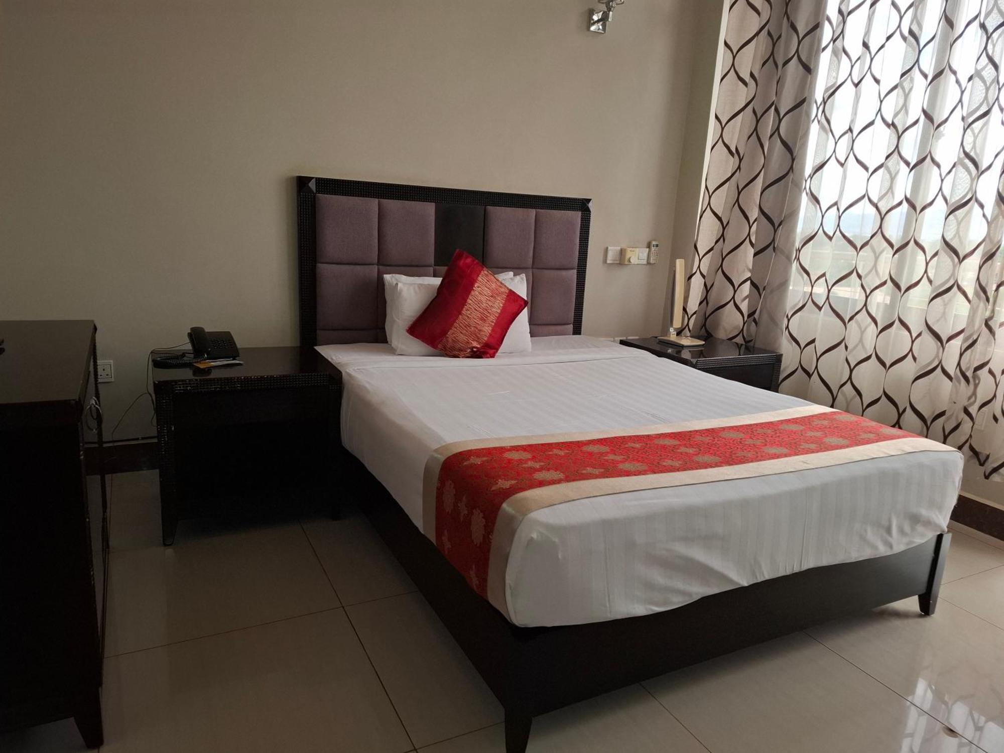 Flomi Hotel Morogoro Kültér fotó