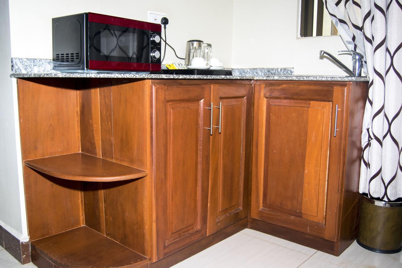 Flomi Hotel Morogoro Szoba fotó